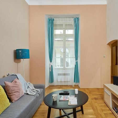 דירות Prague Days - Cozy Flat In The Old Town מראה חיצוני תמונה